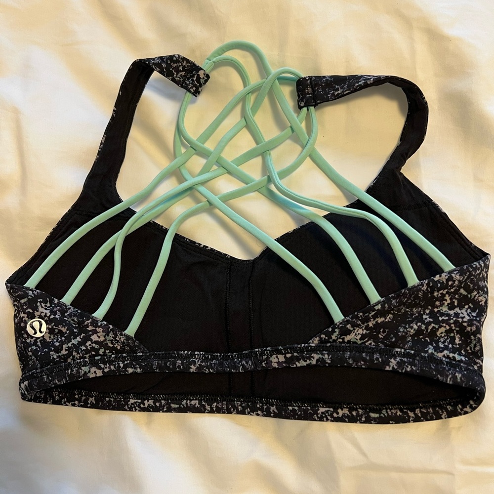 Lululemon Free to be wild bra - Picture 2 of 2